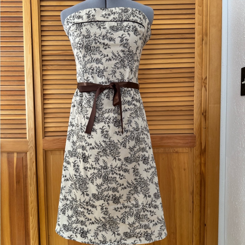Elegant Black and Cream Floral Dress